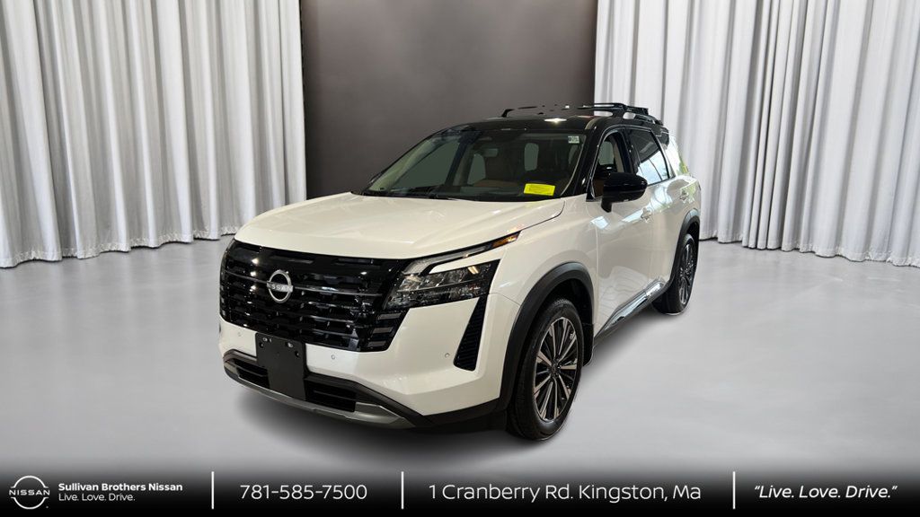 New 2026 Nissan Pathfinder Platinum AWD/4WD image 1