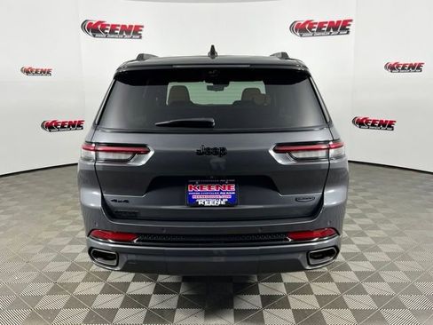 Used 2024 Jeep Grand Cherokee L Summit AWD/4WD image 7