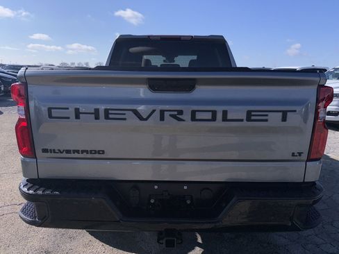 Used 2023 Chevrolet Silverado 1500 LT Trail Boss image 8