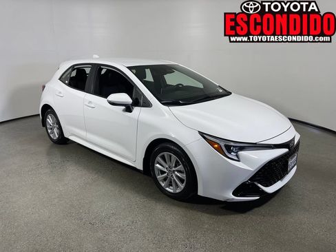Certified 2024 Toyota Corolla SE w/ SE Package FWD image 1