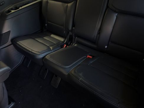 New 2027 Ford Expedition Platinum w/ Stealth Performance Package AWD/4WD image 16
