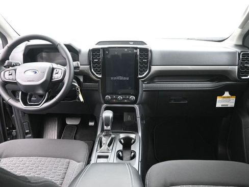 Used 2025 Ford Ranger XLT w/ FX4 Off-Road Package image 16