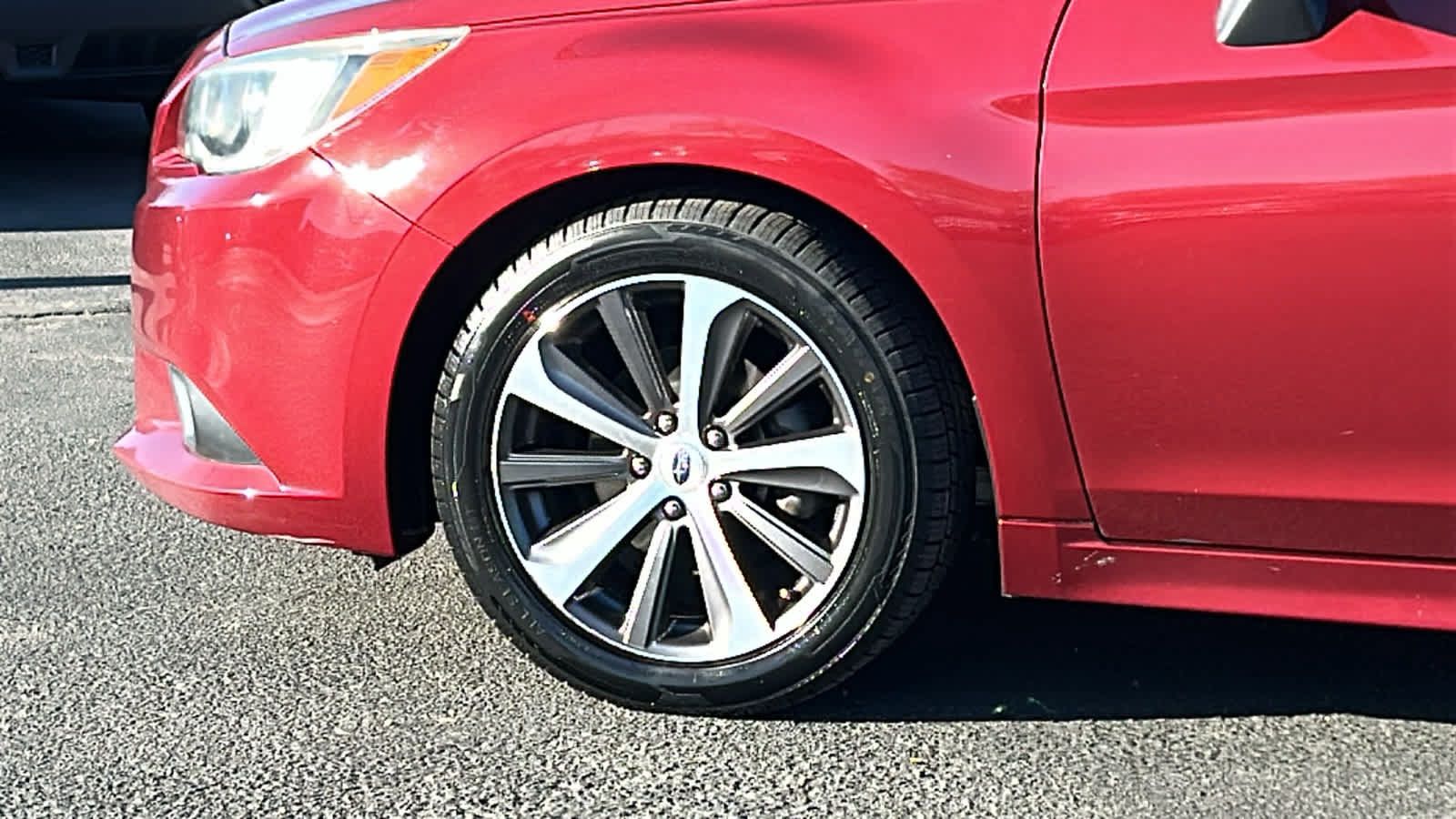 Used 2016 Subaru Legacy 2.5i Limited AWD/4WD image 9