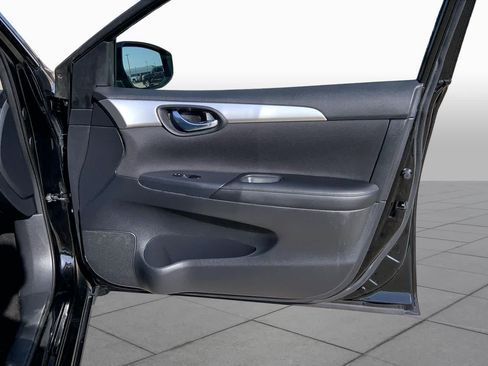 Used 2017 Nissan Sentra S FWD image 22