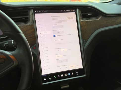 Used 2020 Tesla Model S Long Range AWD/4WD image 42