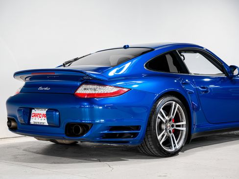 Used 2011 Porsche 911 Turbo image 35