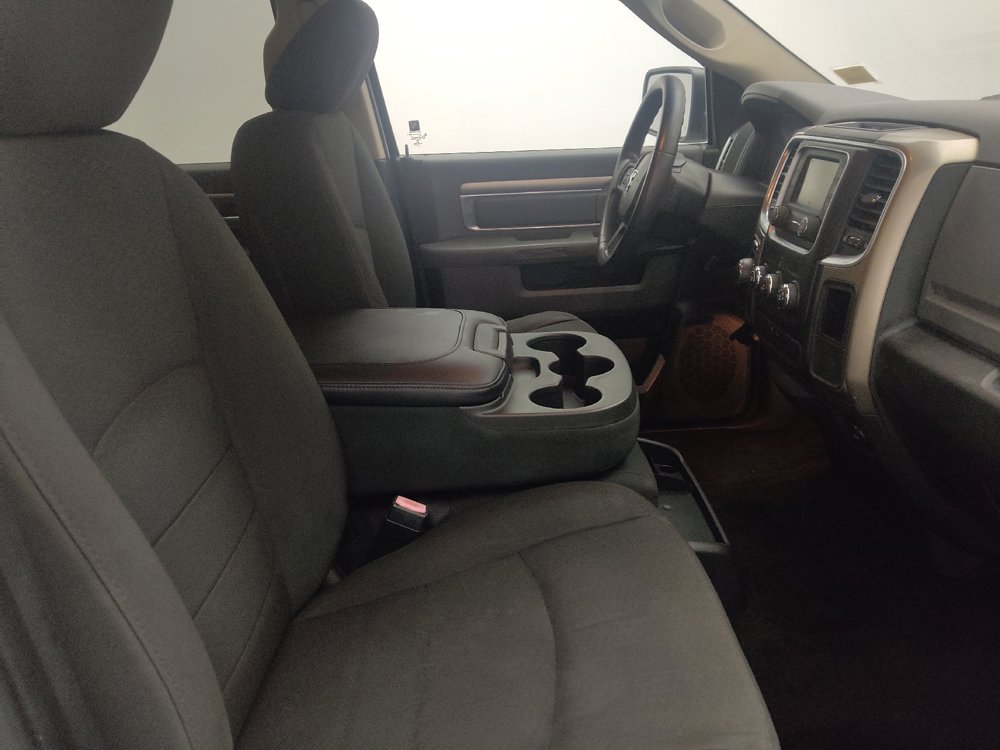Used 2014 RAM 1500 Classic SLT RWD image 21