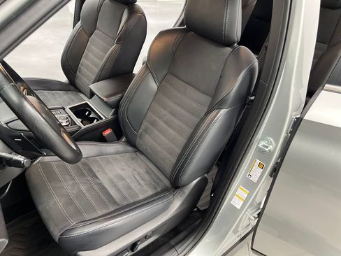 Used 2024 Mitsubishi Outlander SE FWD image 11