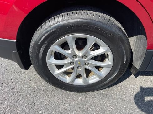 Used 2018 Chevrolet Equinox LT AWD/4WD image 6