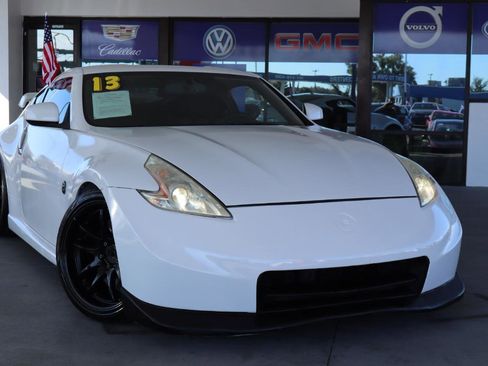 Used 2013 Nissan 370Z NISMO w/ Bose Pkg image 2