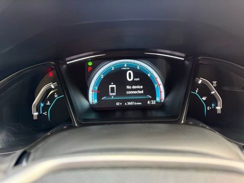 Used 2018 Honda Civic EX image 10