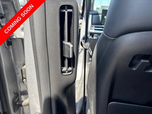 Used 2025 Hyundai Santa Fe Limited FWD image 18