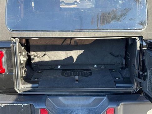 Certified 2021 Jeep Wrangler Willys image 7