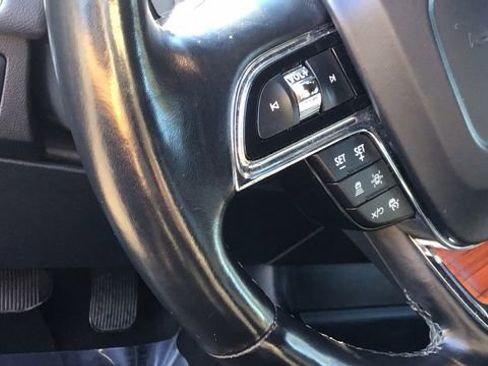 Used 2024 Lincoln Navigator Reserve image 18