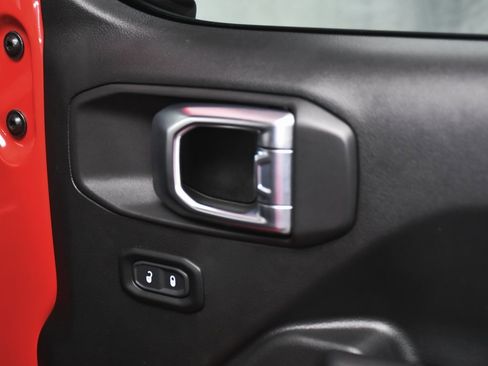 Used 2023 Jeep Wrangler Unlimited w/ 8.4" Radio Group image 14