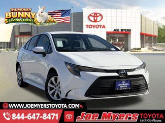 Used 2025 Toyota Corolla LE video 1