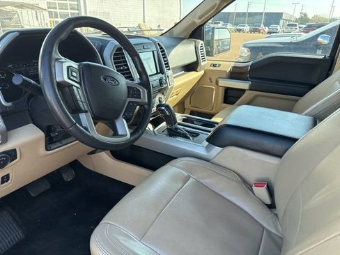 Used 2016 Ford F150 Lariat image 7