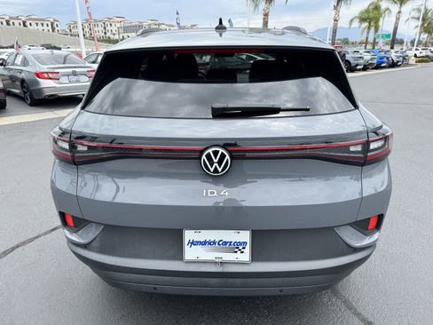 Used 2023 Volkswagen ID.4 Pro S RWD image 9