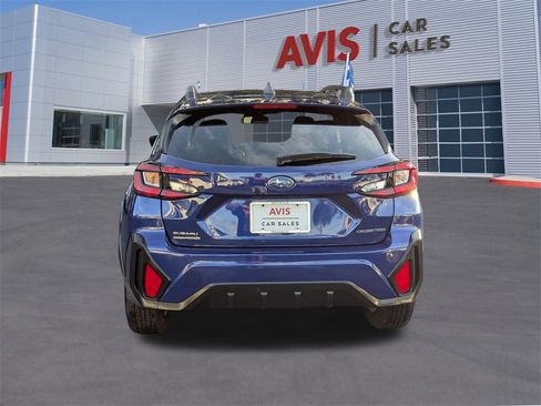 Used 2024 Subaru Crosstrek 2.0i Premium image 9