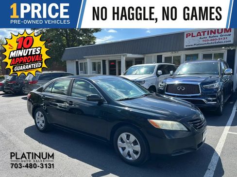 Used 2007 Toyota Camry LE FWD image 1