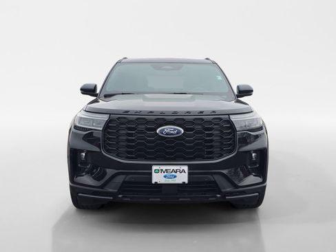 Used 2025 Ford Explorer ST-Line w/ Premium Package image 10