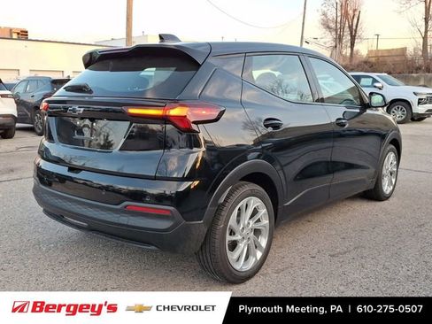 New 2027 Chevrolet Bolt LT w/ Comfort Package FWD image 3