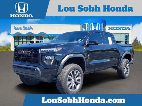 Used 2024 GMC Canyon Elevation w/ Elevation Premium Package image 1