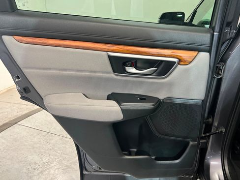 Used 2017 Honda CR-V EX image 19