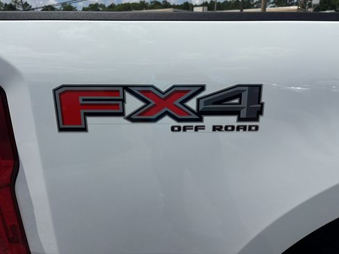 New 2025 Ford F250 Platinum AWD/4WD image 7