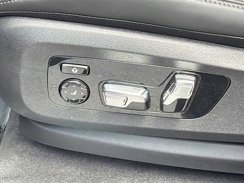 New 2027 BMW X7 xDrive40i AWD/4WD image 24