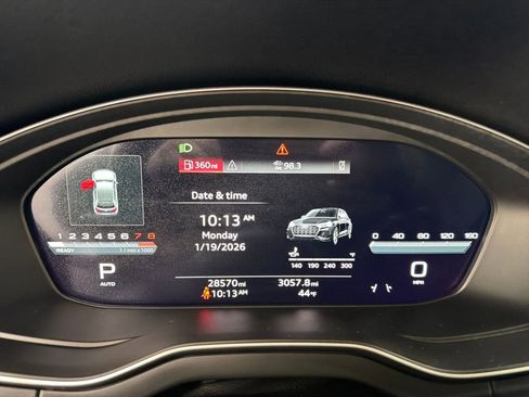 Used 2025 Audi Q5 2.0T Premium image 24