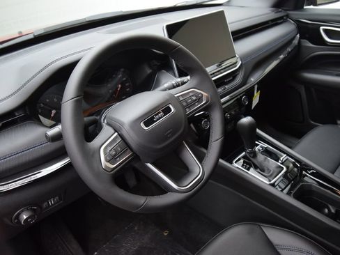 New 2026 Jeep Compass Limited AWD/4WD image 30