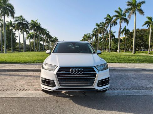 Used 2019 Audi Q7 3.0T Prestige AWD/4WD image 2