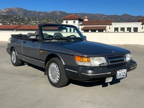 Used 1993 Saab 900 S FWD image 11