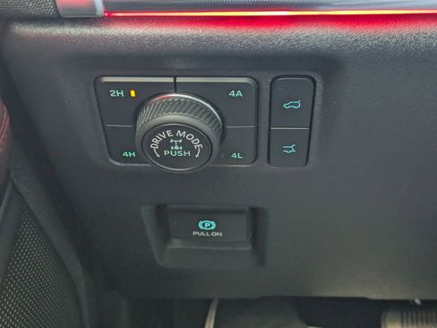 Used 2025 Ford Expedition Tremor image 29