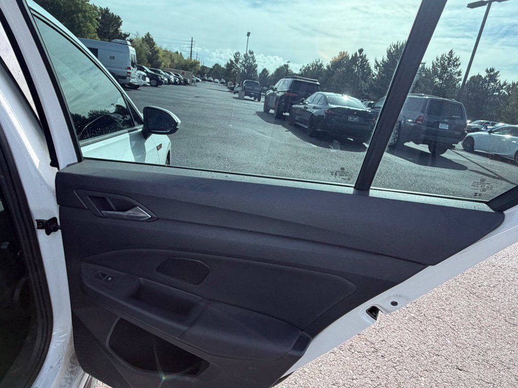 Used 2023 Volkswagen GTI SE FWD image 13