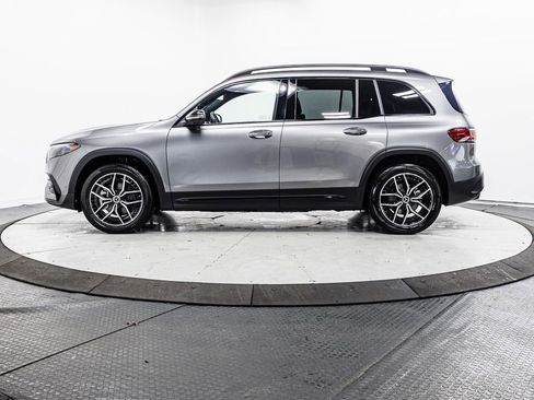 Used 2023 Mercedes-Benz EQB 300 4MATIC image 4