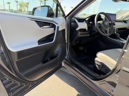 Certified 2023 Toyota RAV4 Limited w/ Limited Grade Weather Package AWD/4WD image 5