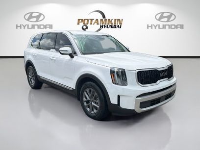 Used 2025 Kia Telluride LX