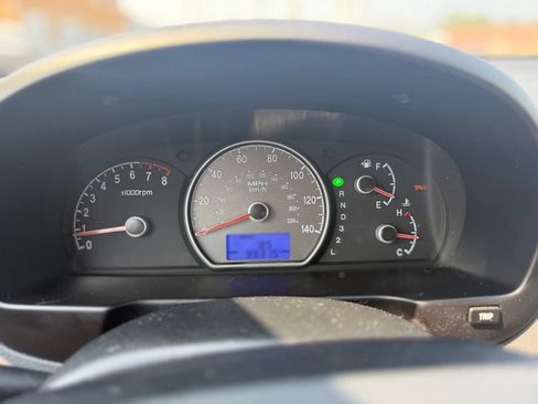Used 2009 Hyundai Elantra SE FWD image 21