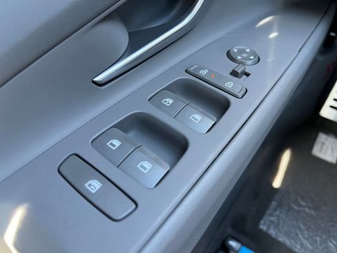 New 2025 Hyundai Elantra Sport image 8