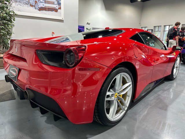 Used 2016 Ferrari 488 GTB RWD image 34