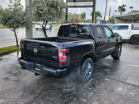 New 2026 Nissan Frontier SV w/ All-Weather Content Package AWD/4WD image 8