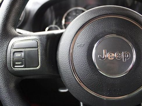 Used 2017 Jeep Wrangler Unlimited Sport image 20