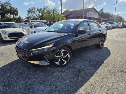 Used 2023 Hyundai Elantra Limited