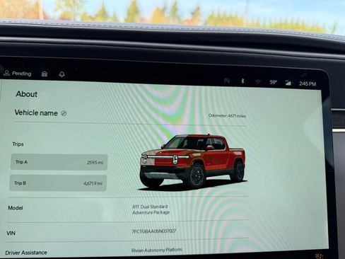 Used 2025 Rivian R1T Adventure image 13
