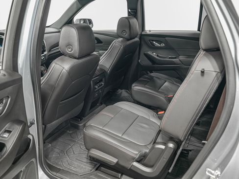 Used 2023 Chevrolet Traverse RS w/ LPO, Floor Liner Package AWD/4WD image 27