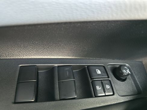 Used 2024 Toyota Corolla SE FWD image 24