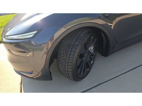 Used 2026 Tesla Model Y Long Range AWD/4WD image 11