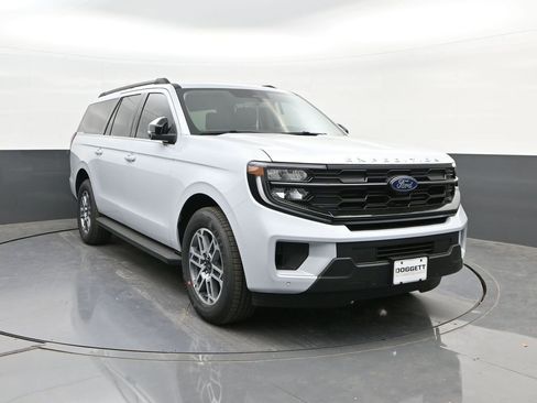 New 2026 Ford Expedition Max Active RWD image 22
